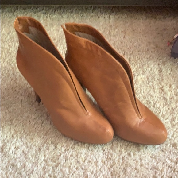 Tan Stilletto Jessica Simpson Heel - Picture 1 of 6